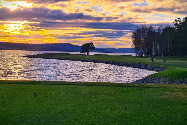 Solnedgang over Mjøsa