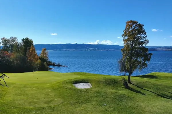 Hull 16 mot Mjøsa