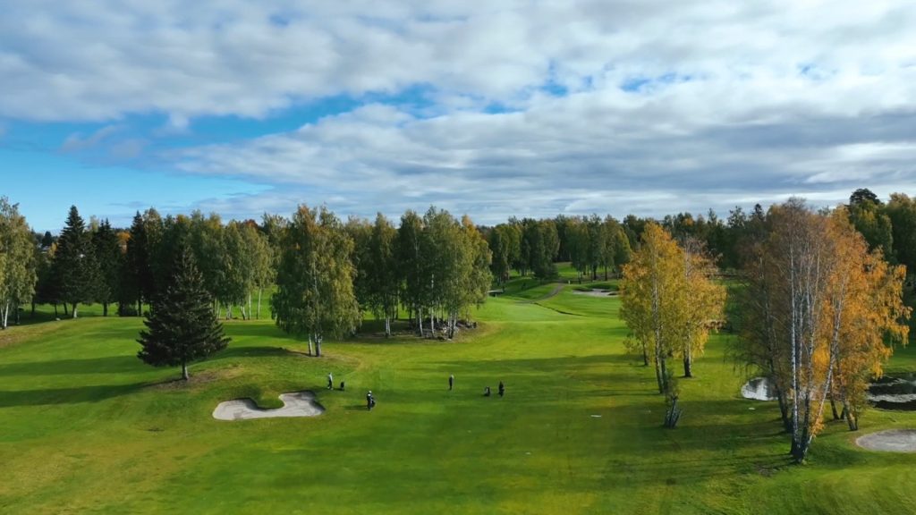 Hull 7 på Atlungstad Golf, sett fra lufta
